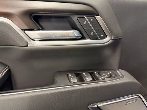 New 2025 GMC Sierra 2500 Denali w/ Denali Reserve Package image 14
