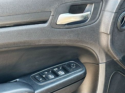 Used 2015 Chrysler 300 S AWD/4WD image 21