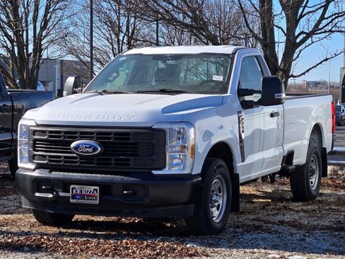 New 2023 Ford F250 XL w/ XL Driver Assist Package image 3