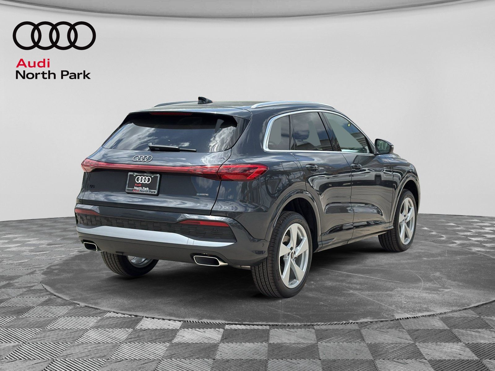 New 2026 Audi Q5 Premium Plus AWD/4WD image 3
