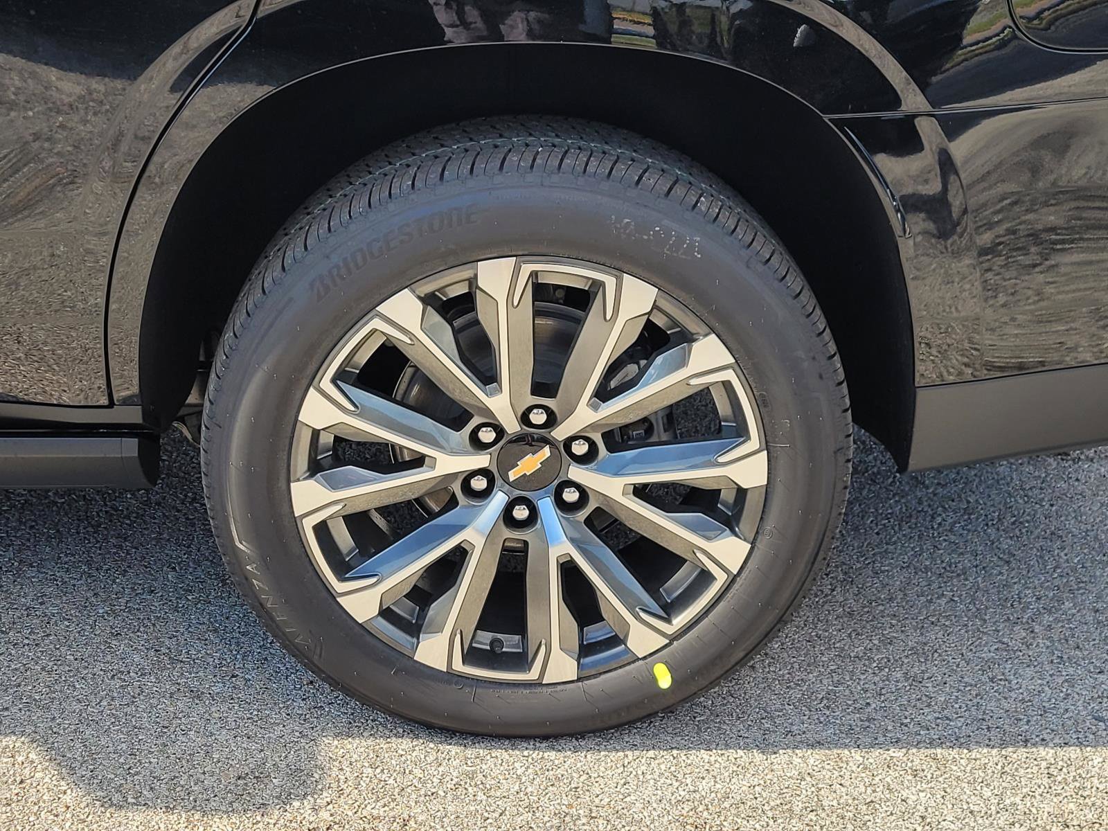 New 2026 Chevrolet Tahoe High Country w/ LPO, Illumination Package AWD/4WD image 4