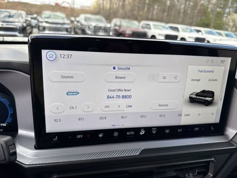 Used 2025 Ford Bronco Sport Badlands image 28