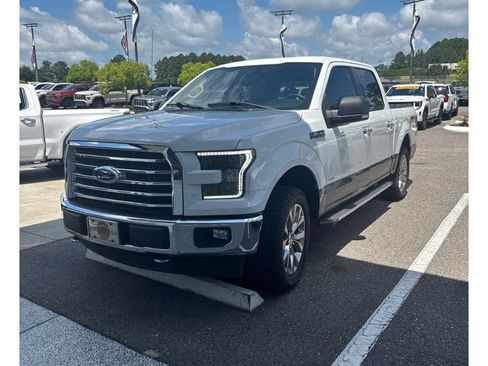 Used 2017 Ford F150 XLT w/ Equipment Group 302A Luxury AWD/4WD image 1