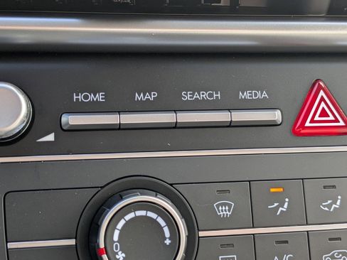 New 2026 Hyundai Tucson SE image 26