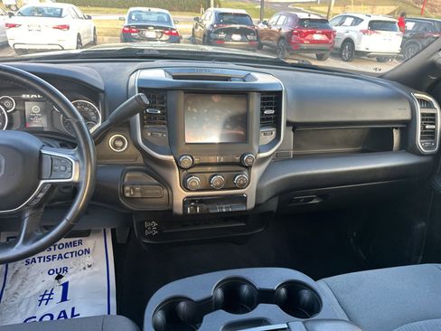 Used 2024 RAM 2500 Big Horn image 10