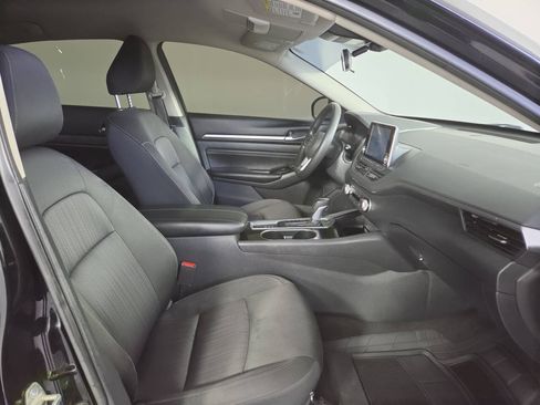 Used 2021 Nissan Altima 2.5 SV AWD/4WD image 28
