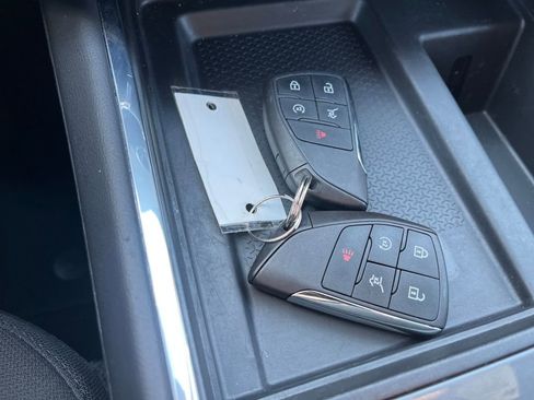 Used 2025 GMC Acadia Elevation image 29