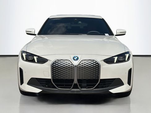 Used 2025 BMW i4 eDrive40 w/ Parking Assistance Package image 8