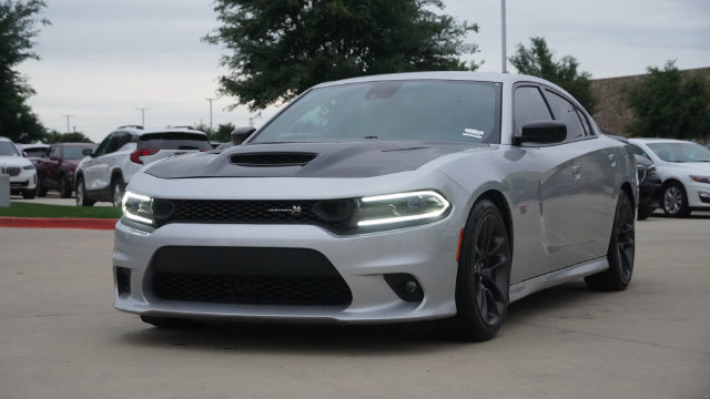 Used 2023 Dodge Charger Scat Pack w/ Plus Group RWD image 2