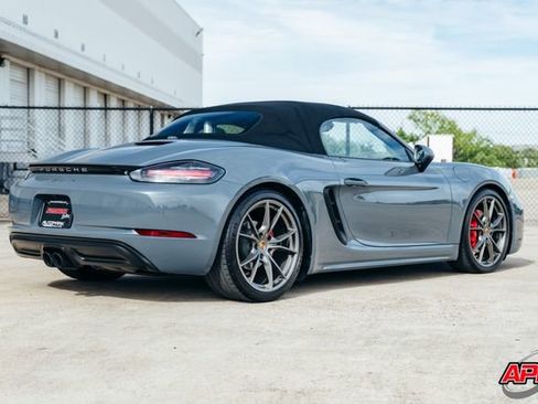 Used 2017 Porsche 718 Boxster S image 37