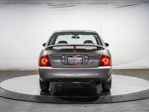 Used 2006 Nissan Sentra 1.8 S w/ (J01) Sunroof Pkg FWD image 3