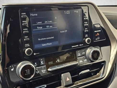 Used 2022 Toyota Highlander XLE AWD/4WD image 30
