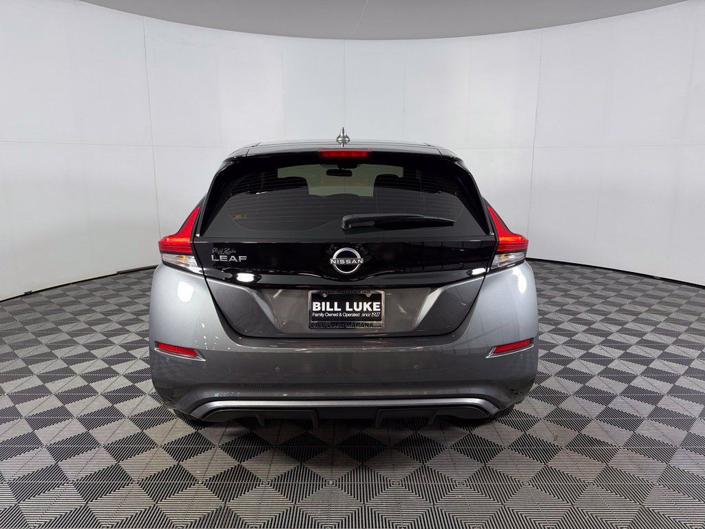 Used 2025 Nissan Leaf S FWD image 11