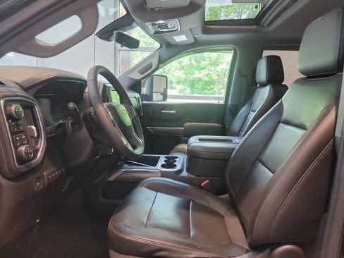 Used 2020 Chevrolet Silverado 2500 LTZ w/ LTZ Plus Package AWD/4WD image 13
