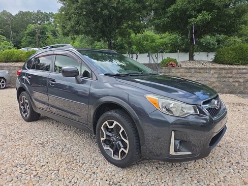 Used 2016 Subaru Crosstrek 2.0i Premium AWD/4WD image 1