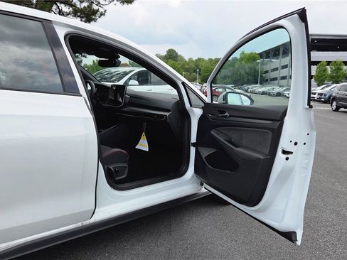 New 2026 Volkswagen GTI SE FWD image 26