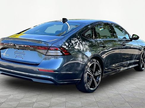 Used 2026 Honda Accord SE image 6