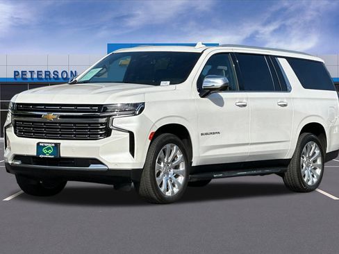 Used 2023 Chevrolet Suburban Premier w/ Max Trailering Package AWD/4WD image 8
