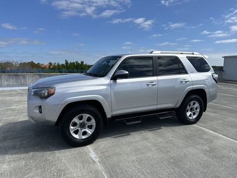 Used 2018 Toyota 4Runner SR5 image 33