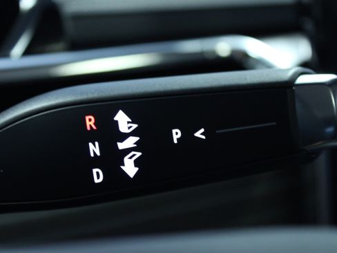 Used 2025 GMC Sierra EV Denali AWD/4WD image 23