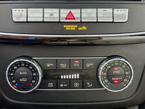 Used 2019 Mercedes-Benz GLS 450 4MATIC image 16