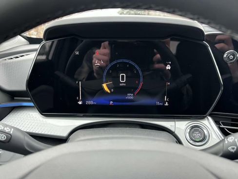 New 2025 Chevrolet Trax LT w/ Driver Confidence Package image 20