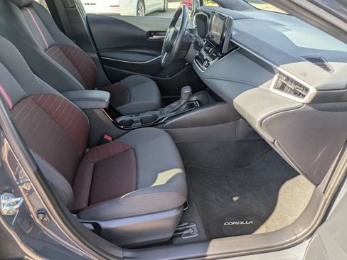 Used 2025 Toyota Corolla SE FWD image 28