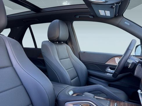 Certified 2025 Mercedes-Benz GLE 350 4MATIC image 31