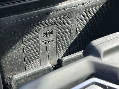 Used 2024 RAM 1500 Limited AWD/4WD image 34
