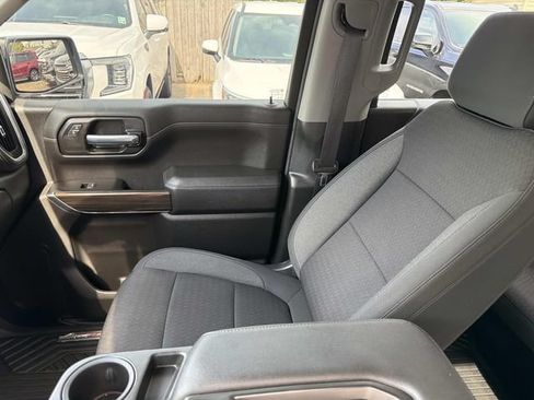 Used 2022 Chevrolet Silverado 1500 LT AWD/4WD image 20