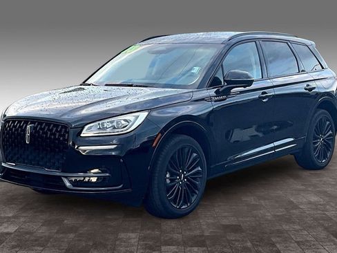 Used 2023 Lincoln Corsair Reserve w/ Equipment Group 201A AWD/4WD image 24