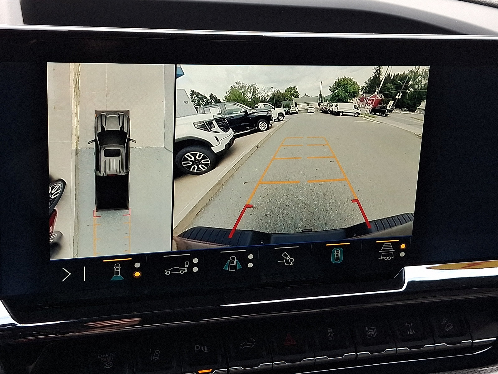 Used 2024 Chevrolet Silverado 2500 ZR2 AWD/4WD image 18