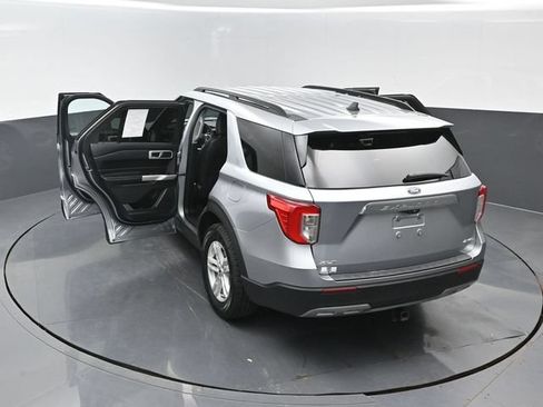 Certified 2024 Ford Explorer XLT w/ Equipment Group 202A AWD/4WD image 24