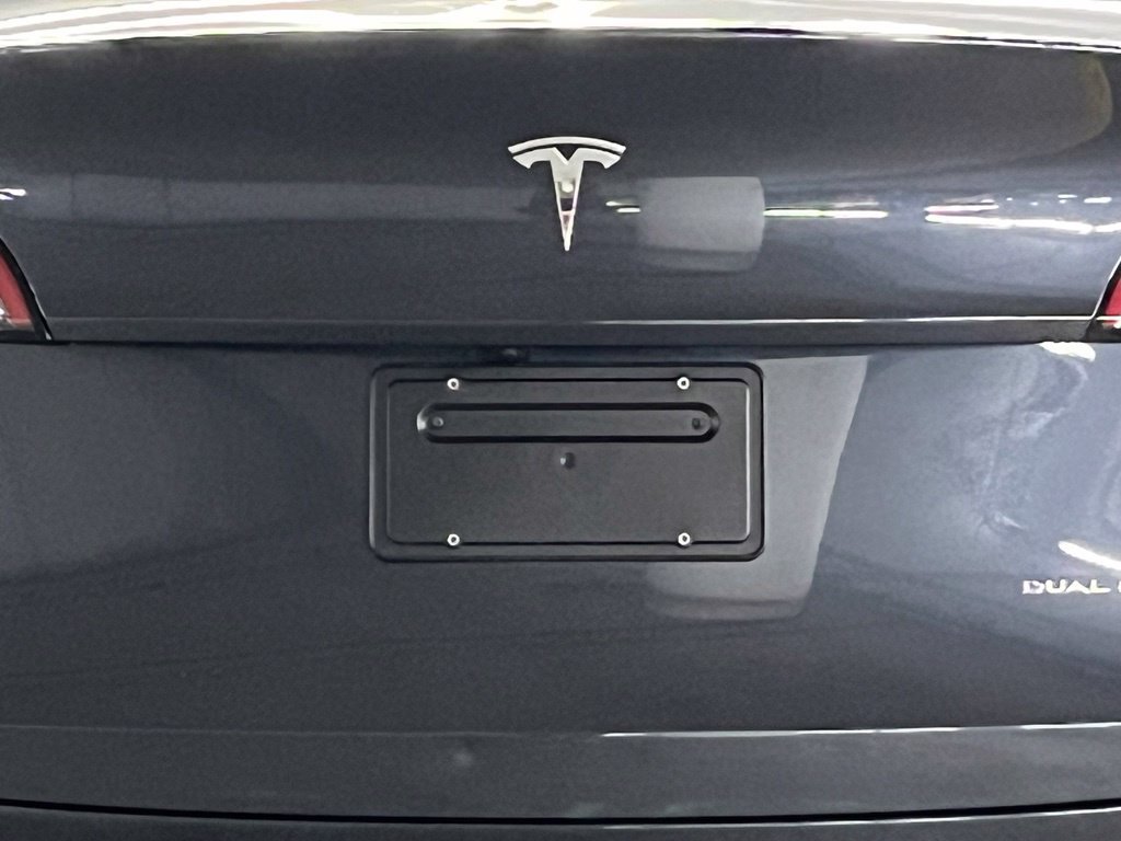 Used 2024 Tesla Model Y Long Range AWD/4WD image 31