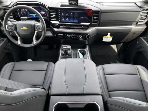 New 2026 Chevrolet Silverado 1500 LTZ w/ LTZ Premium Texas Edition AWD/4WD image 11