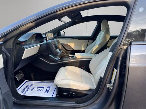 Used 2022 Tesla Model S Plaid AWD/4WD image 9