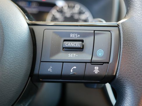 Certified 2022 Nissan Rogue SV image 29