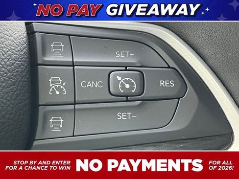 Used 2023 Jeep Grand Cherokee Altitude image 39