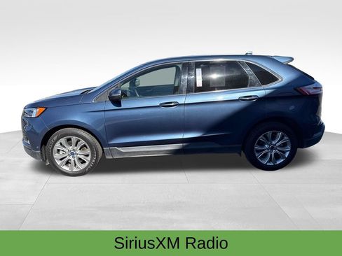 Used 2019 Ford Edge Titanium w/ Equipment Group 301A AWD/4WD image 3