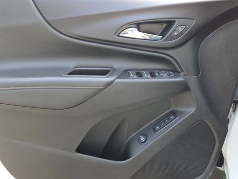 Used 2021 Chevrolet Equinox Premier w/ Redline Edition image 22