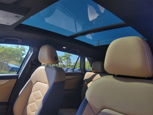 New 2026 Volkswagen Atlas Cross Sport SE image 32