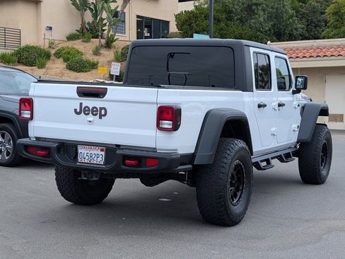 Used 2022 Jeep Gladiator Rubicon w/ Trailer Tow Package AWD/4WD image 13