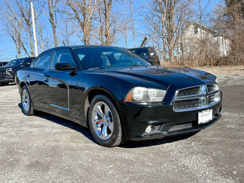 Used 2013 Dodge Charger SXT Plus image 1