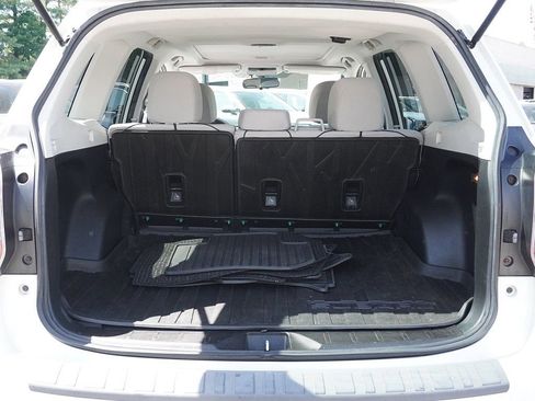 Used 2016 Subaru Forester 2.5i Premium w/ All-Weather Package AWD/4WD image 16