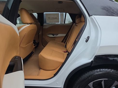 New 2026 Lexus RZ 350e image 5