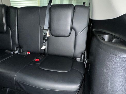 Used 2024 Nissan Armada SL w/ Captain's Chairs Package AWD/4WD image 24