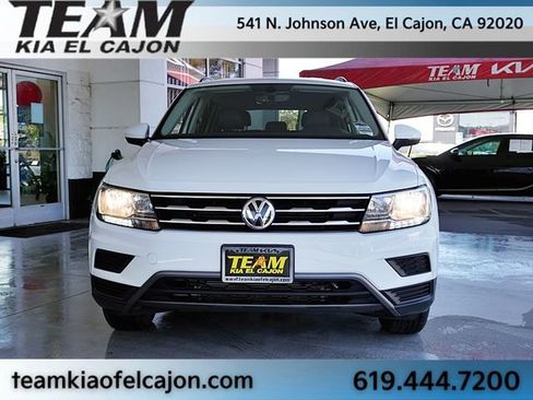 Used 2021 Volkswagen Tiguan SE FWD image 4