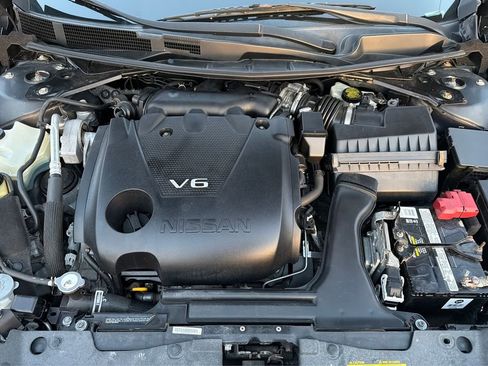 Used 2018 Nissan Maxima 3.5 SL image 25