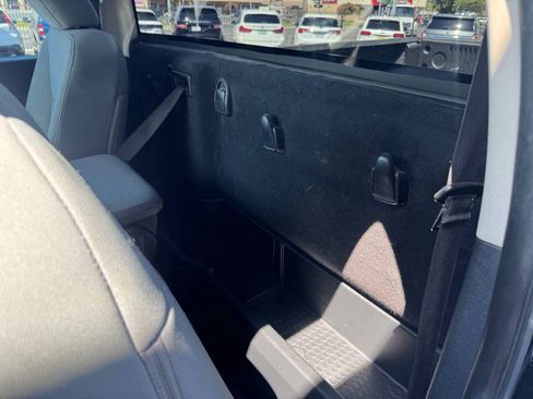 Used 2014 RAM 1500 Express RWD image 13