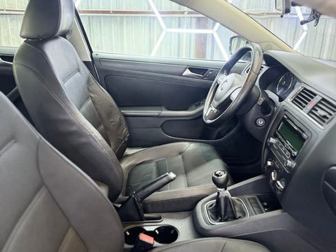 Used 2012 Volkswagen Jetta SE image 37
